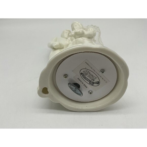 San Francisco Music Box Company Vintage Musical Bride & Groom Porcelain Collecti - Picture 14 of 15